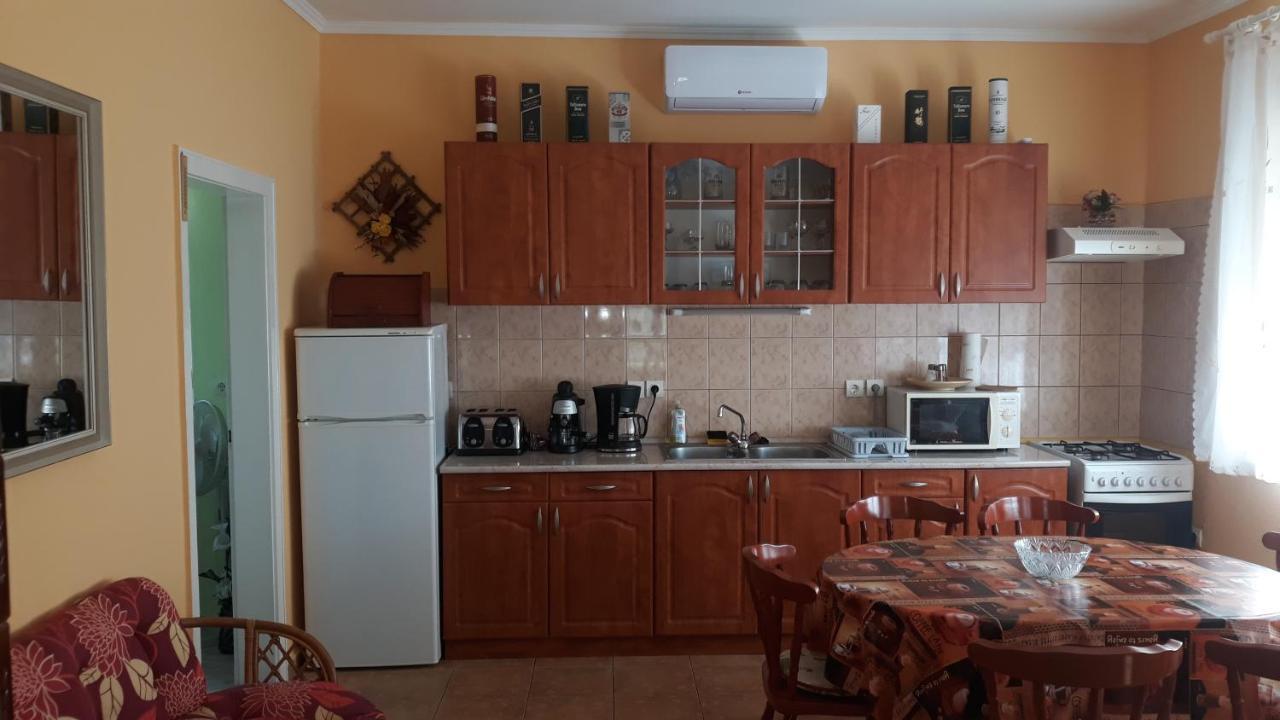 Kiraly Apartman Fonyód Exterior foto